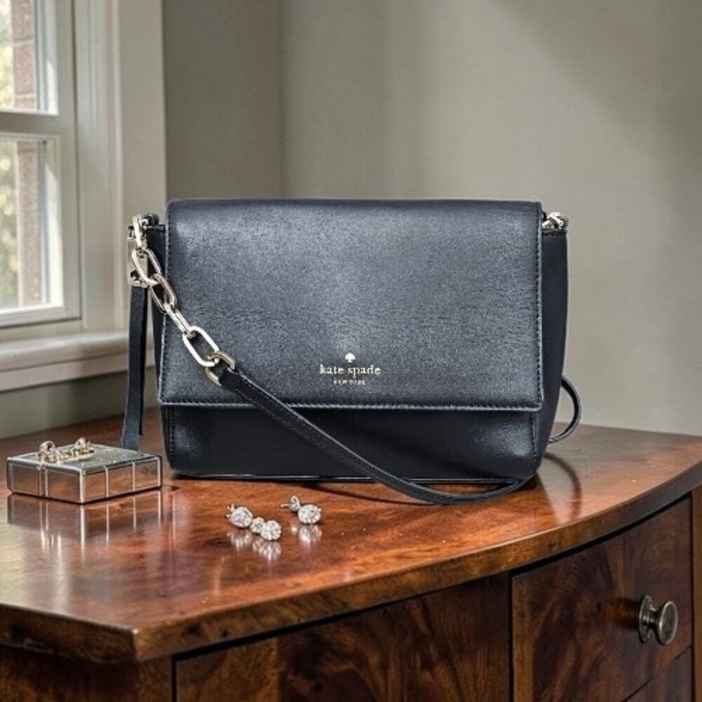 Kate Spade New York Cove Street Dody Leather Chain Black Crossbody Bag COA Small
